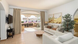 Fireplace - Las Lilas in the heart of Capistrano ,privet  pool (Nerja)