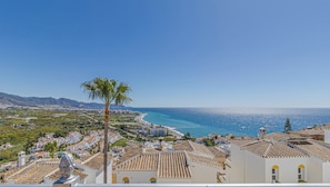 Beach/ocean view