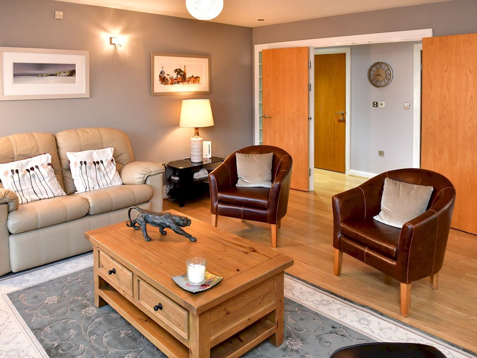 Pass the Keys | Classy 2 bed apartment in the bay with river views