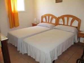 1 bedroom, iron/ironing board, free WiFi