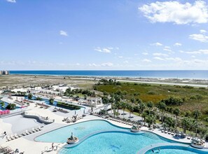 Indoor pool, outdoor pool - PROFESSIONALY DECORATED, 3 BED 3 BATH UNIT!!! ASK ABOUT DISCOUNTS! (Orange Beach)