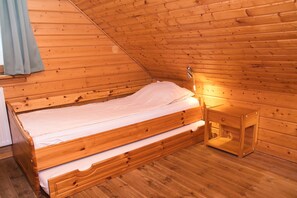 2 Schlafzimmer, Reisekinderbett, kostenloses WLAN