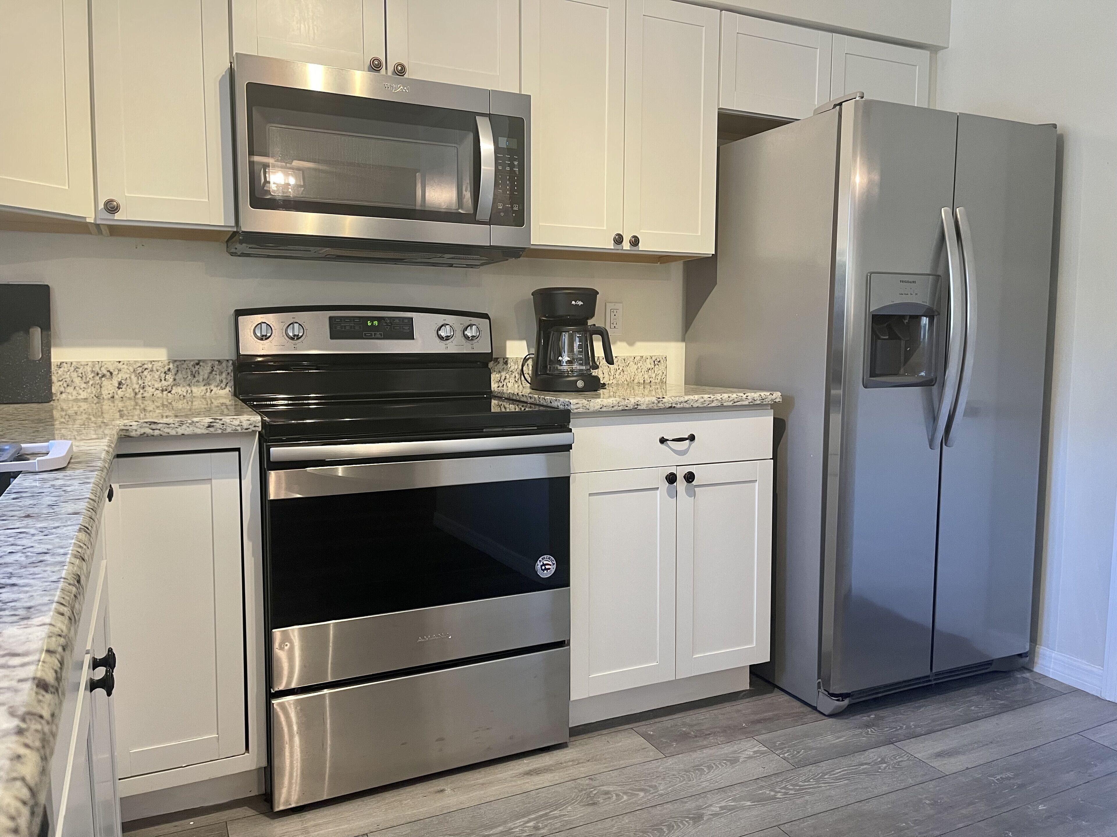 3 Bed 2 Bath, Pool and Game Room