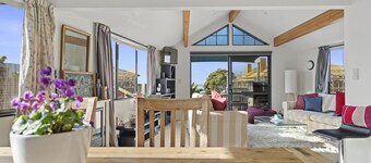 La Maison Ocean - Mount Maunganui Holiday Home