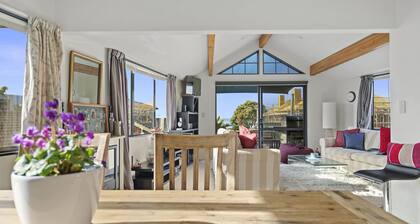 La Maison Ocean - Mount Maunganui Holiday Home