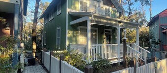 The Orange Blossom Cottage - Steinhatchee Landing - Creekside - Sleeps 8