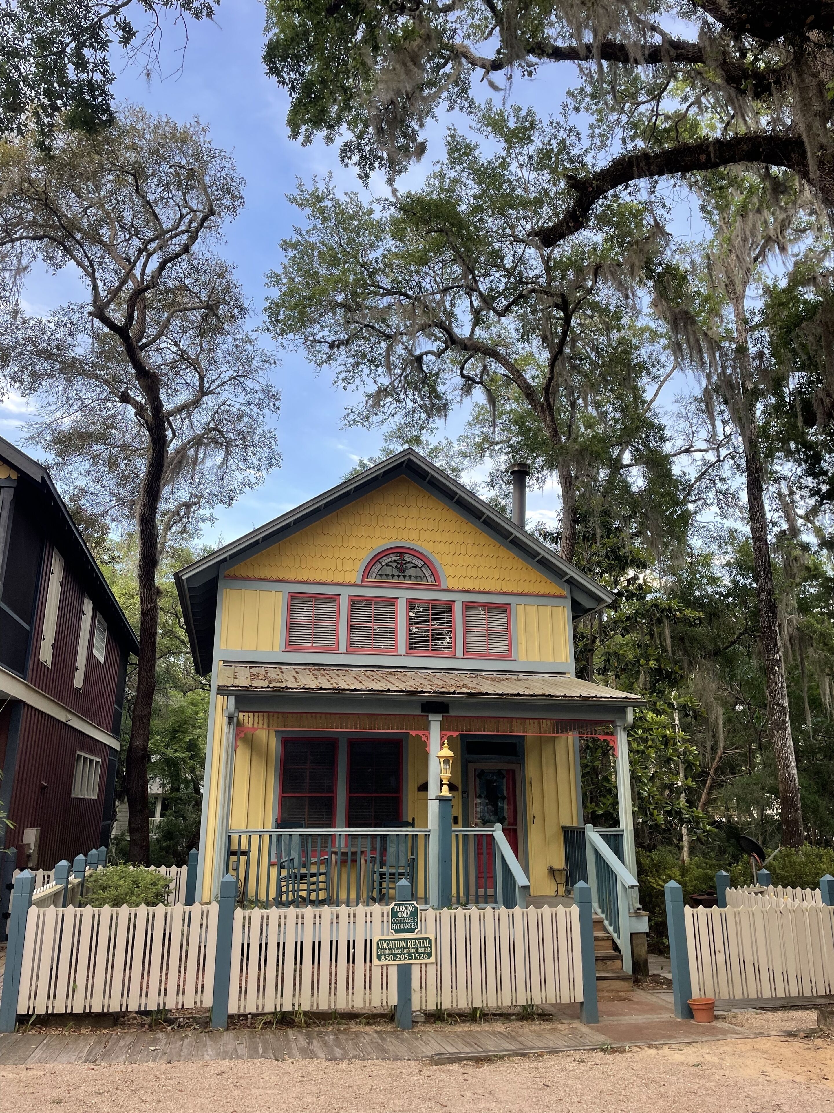 The Orange Blossom Cottage - Steinhatchee Landing - Creekside - Sleeps 8