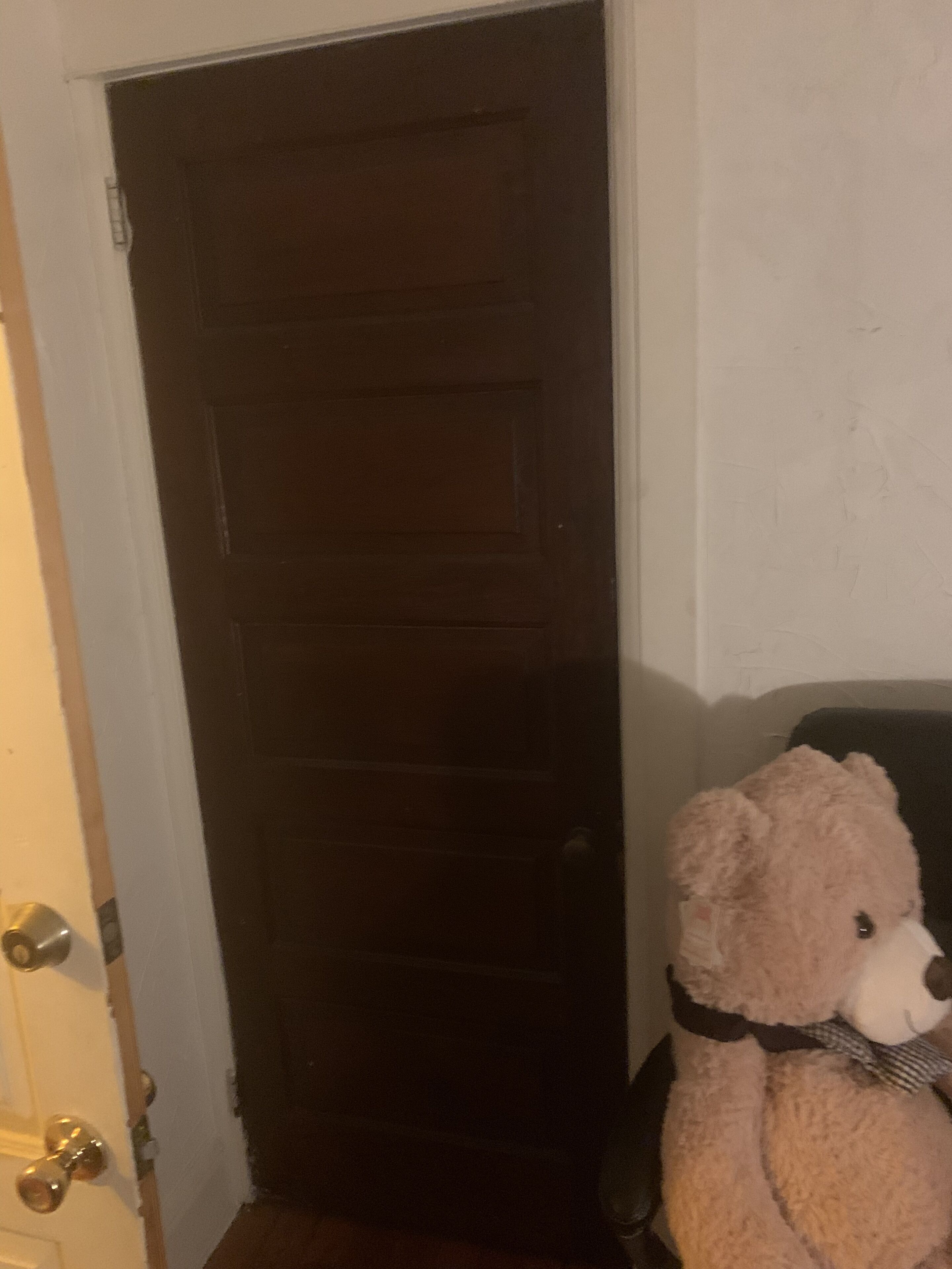 A cozy two bedroom home within walking distance to many popular areas in York.