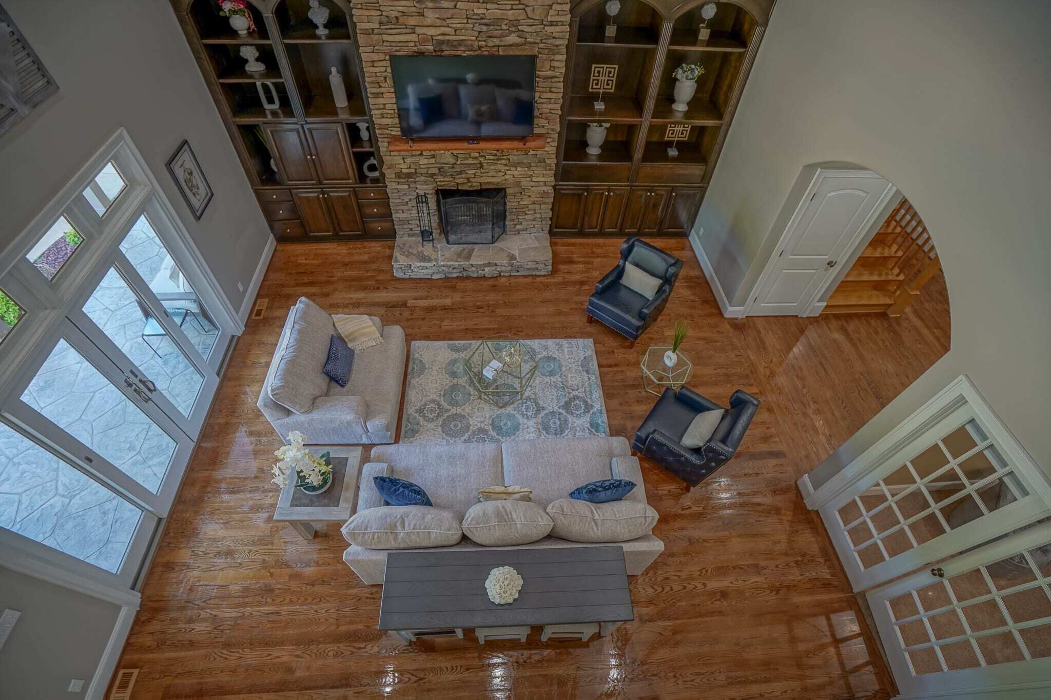 Hidden Haven on 9 acre, pond, barn and more, sleeps 20