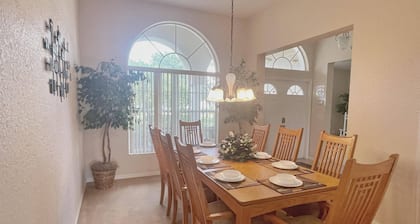Stunning Pool 5BR&4BT w/Golf Course 15’to Disney W