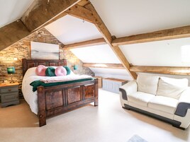 1 bedroom, individually decorated, individually furnished, free WiFi