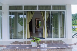 Familie appartement | Een bureau, gratis wifi, beddengoed