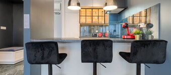 MARGI Whisky Apartment