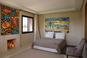 7 bedrooms, in-room safe, iron/ironing board, free WiFi