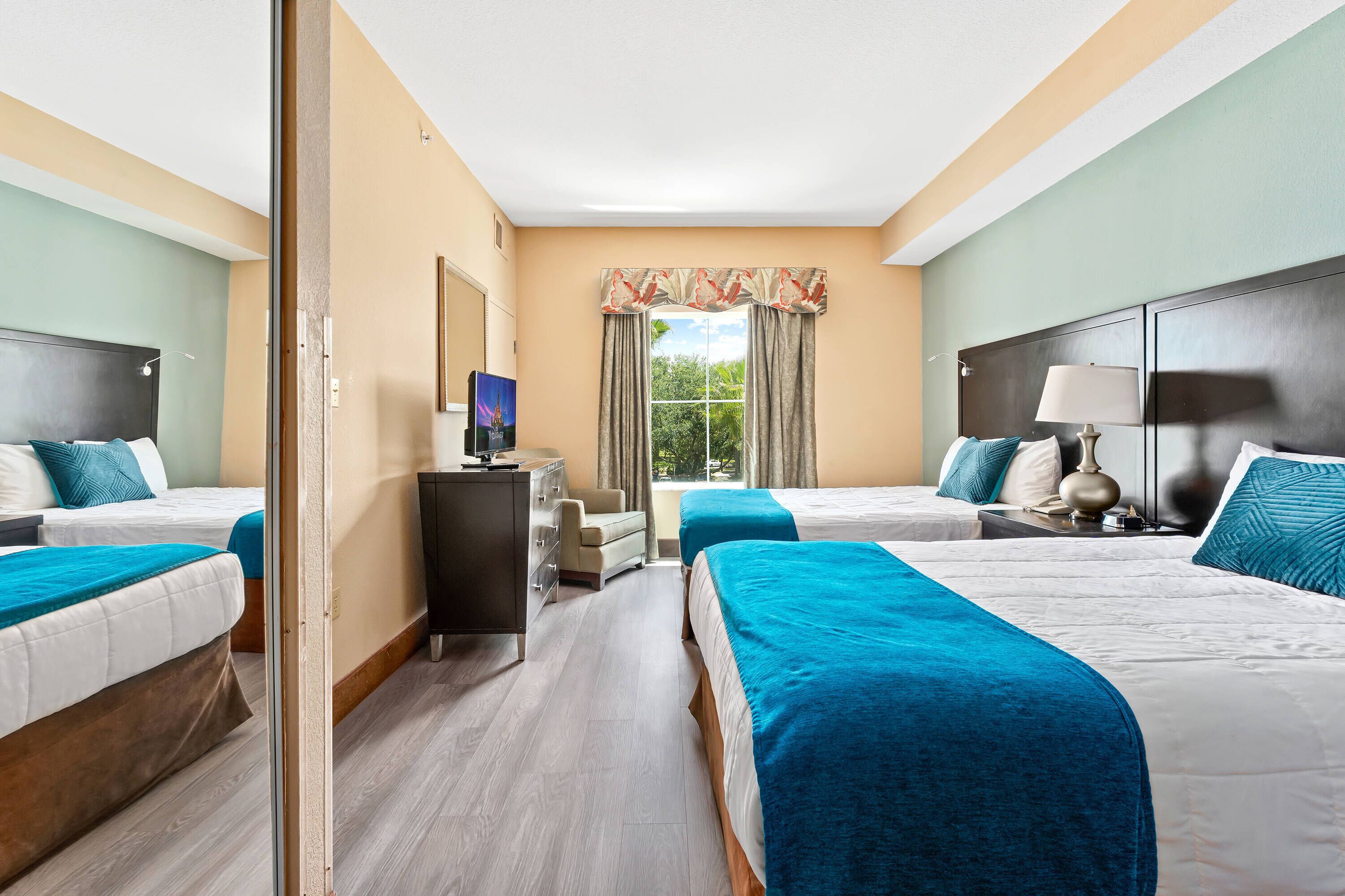 1 BR | Book Hotel Low Price - Pool View HS307