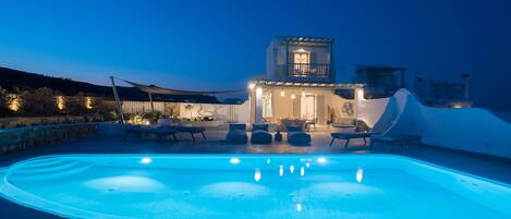 Villa | Pool | Outdoor pool
