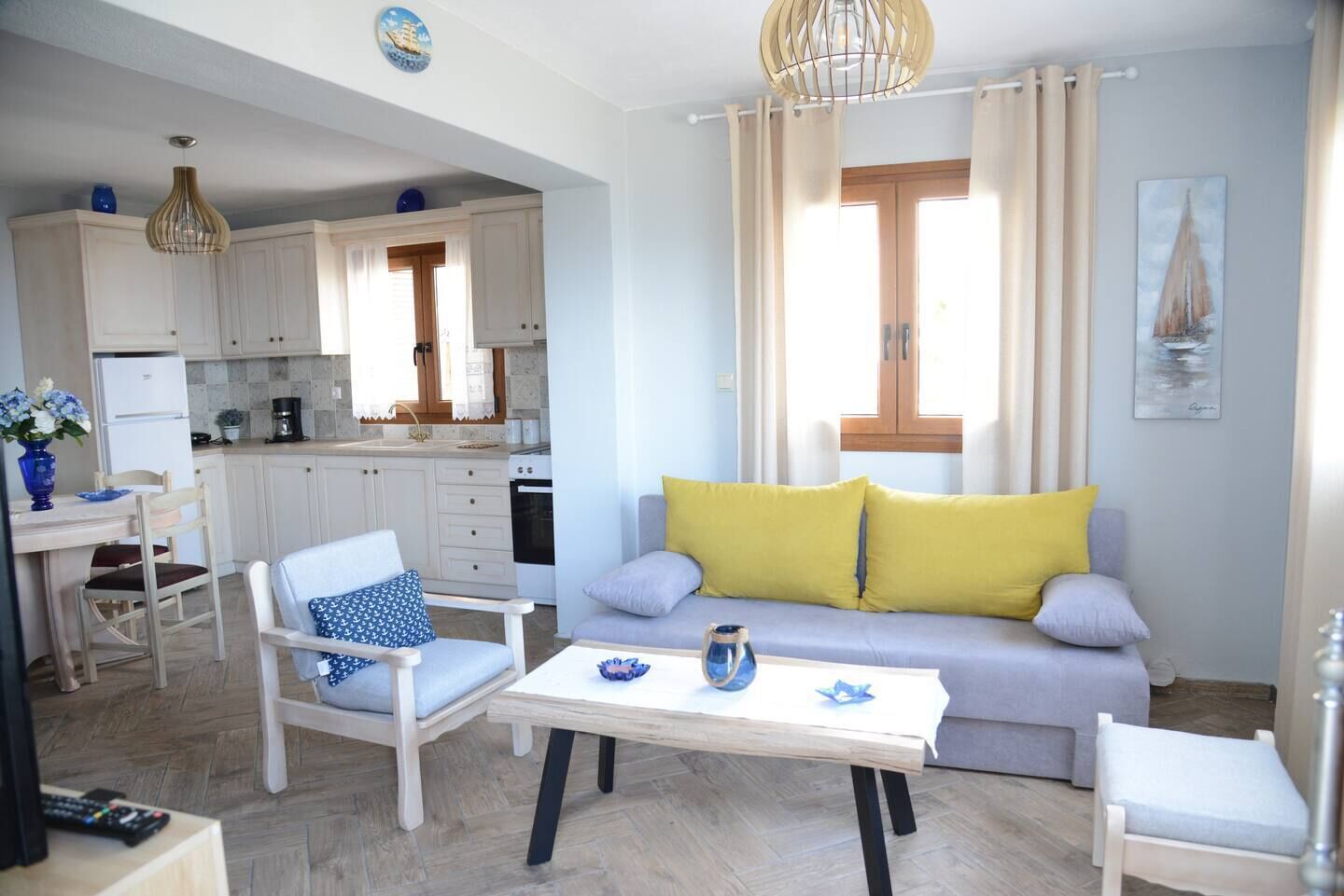 Apartment | Living area