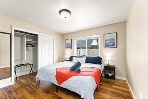 3 bedrooms, iron/ironing board, travel cot, free WiFi
