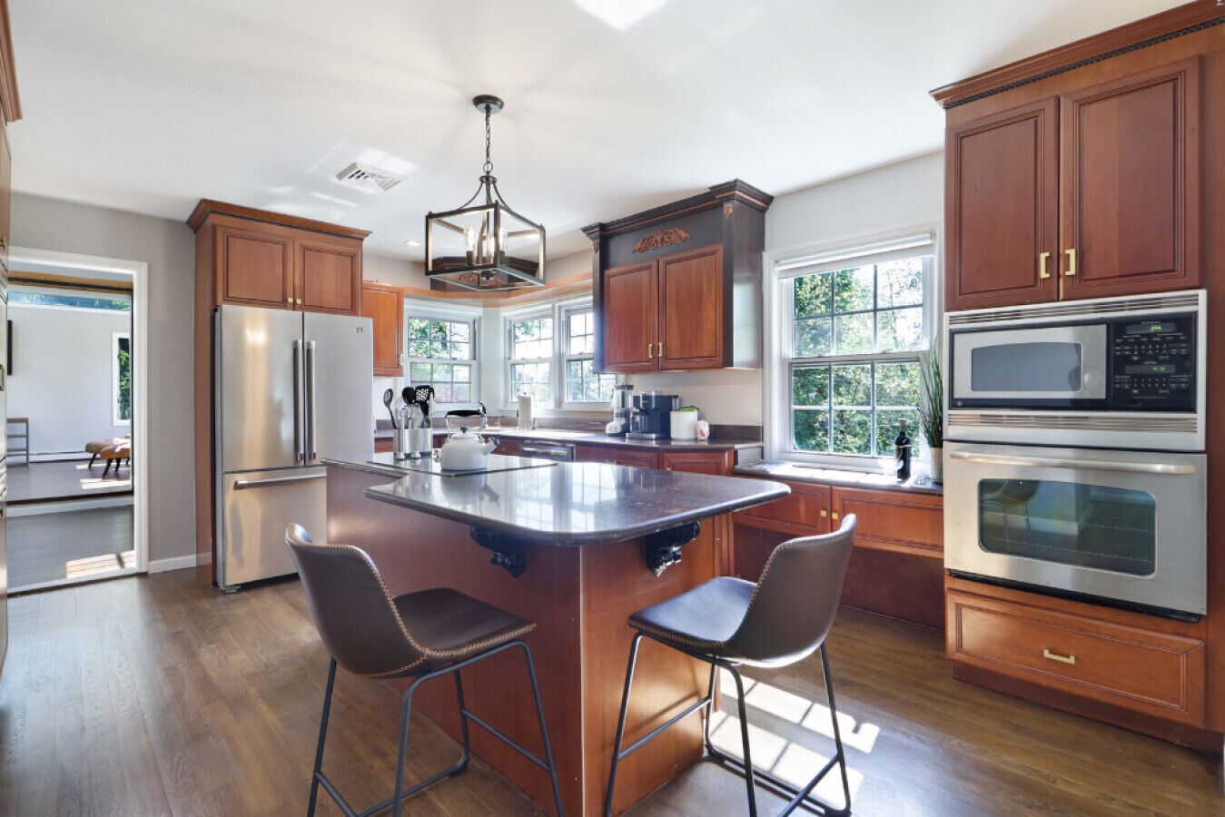 Autumn Bliss 4BR Beacon Fishkill BBQ Fire Pit