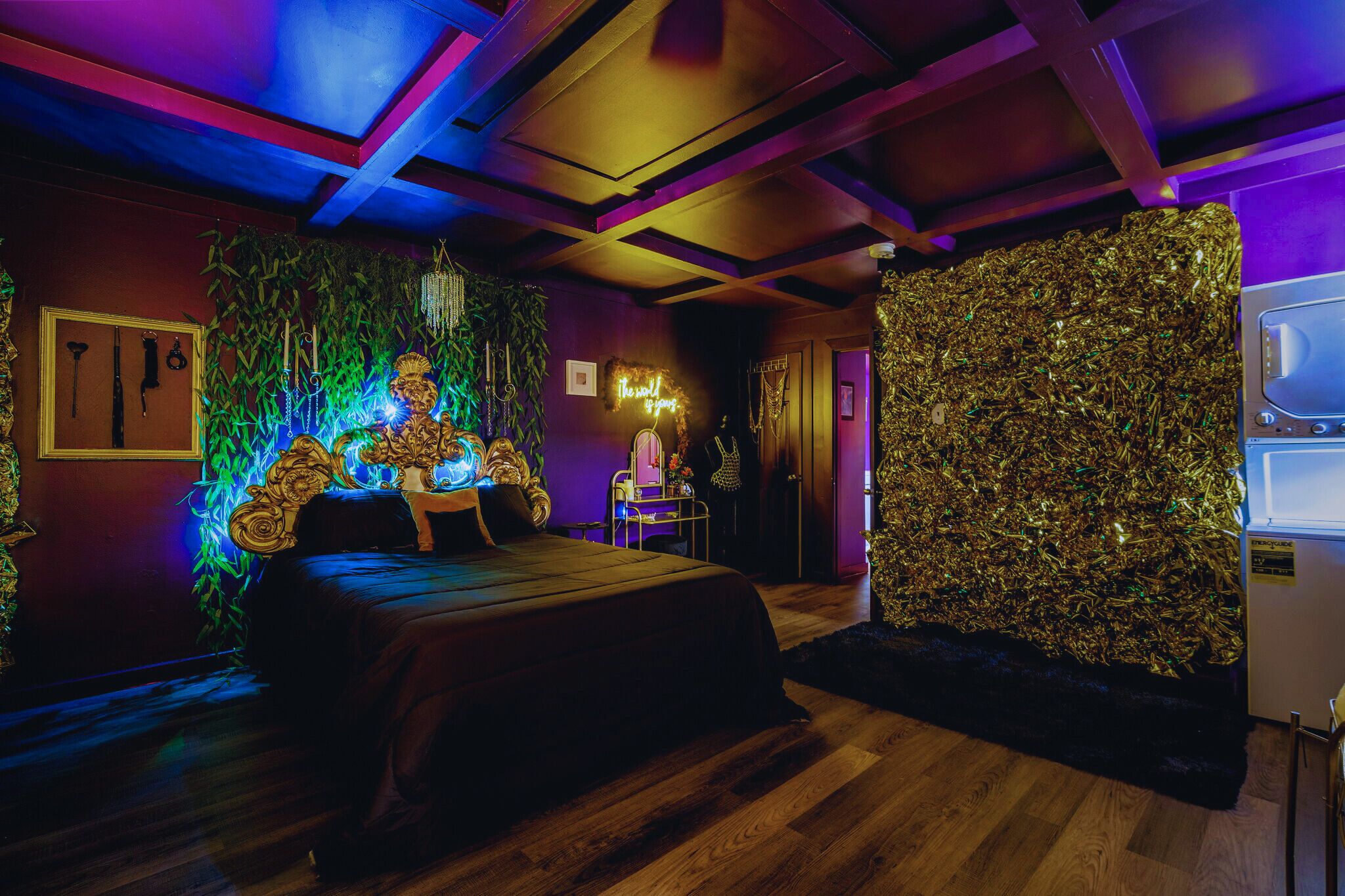 Siren's Cozy Cove: Hideaway 15min from Center CITY