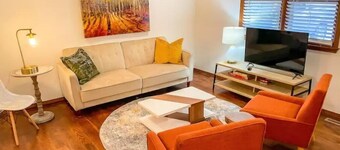 Lovely Home! Great Location! The Nature House