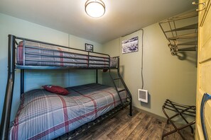 2 室のベッドルーム、WiFi、ベッドシーツ