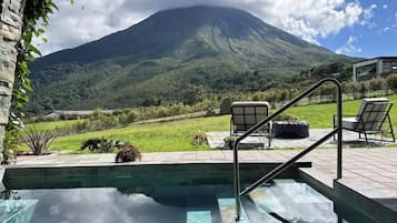 Deluxe Villa | Terrace/patio