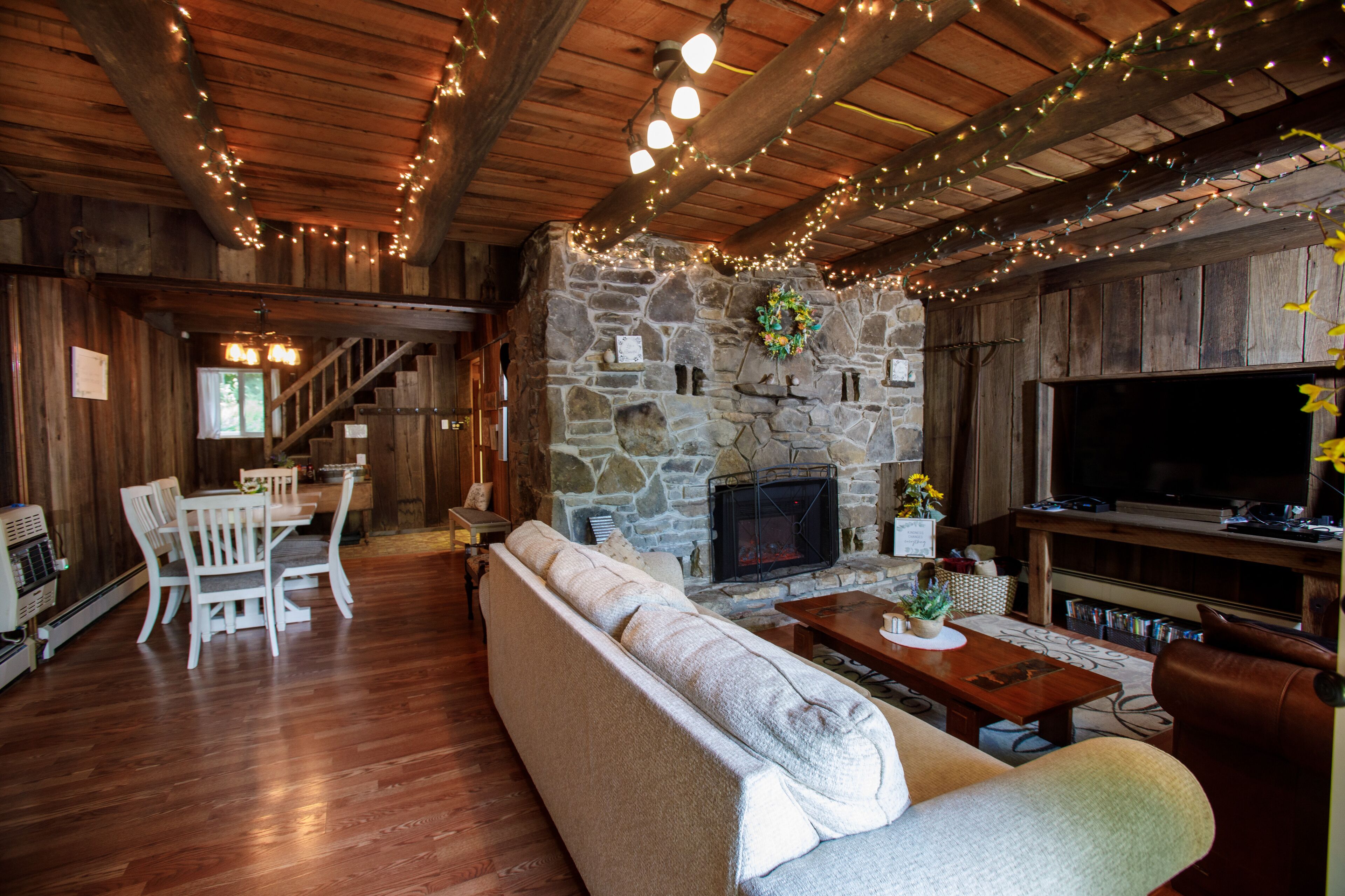 Nature Lover's Delight + Kitchen +  Cozy Fireplace