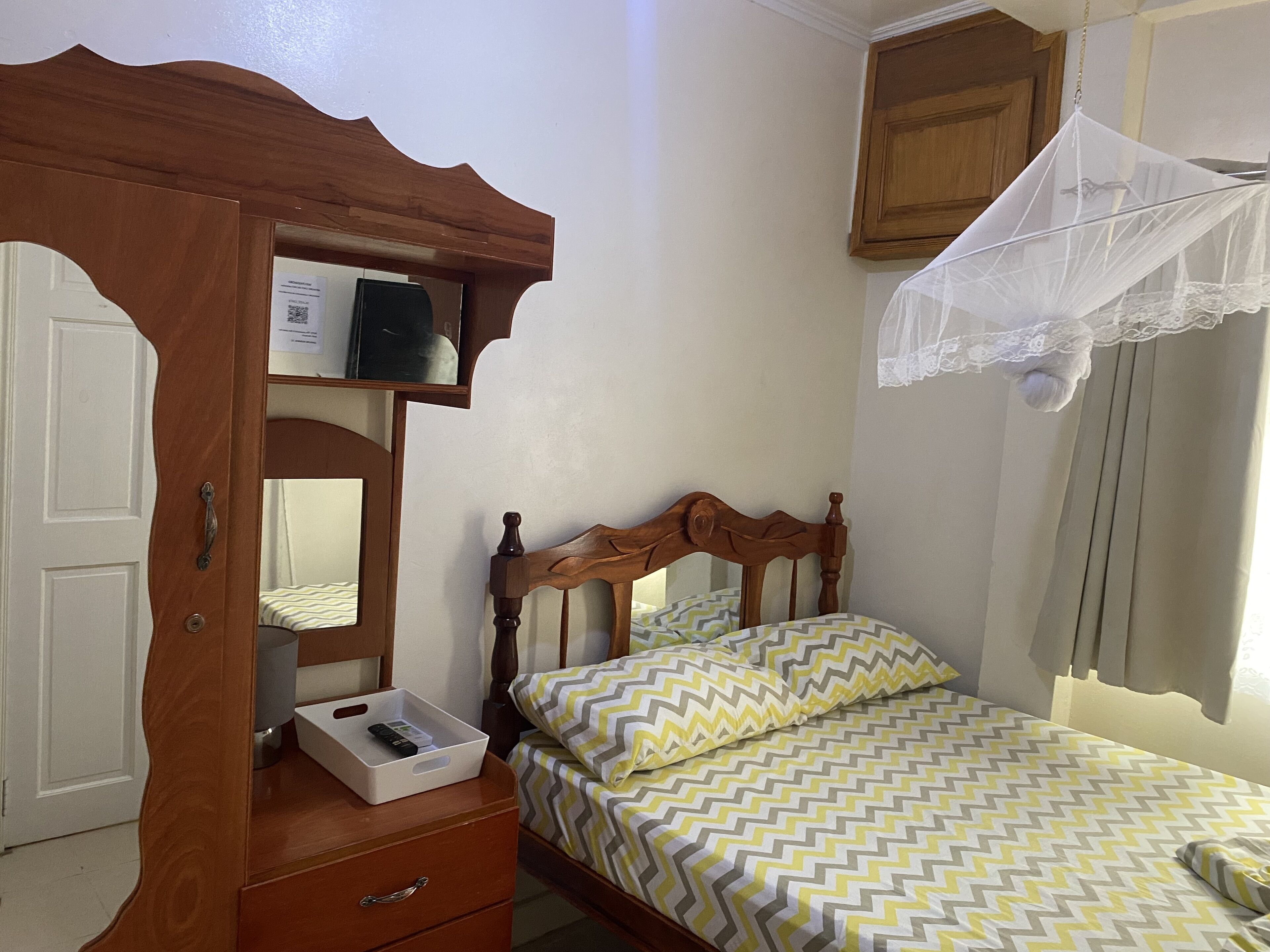 1 slaapkamer, een strijkplank/strijkijzer, reisbedje, wifi