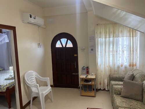 BROOKVILLE 1 BEDROOM- GROUND FLOOR