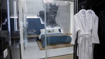 Superior Room, 1 Queen Bed, Terrace, City View | Premium bedding, Select Comfort beds, minibar, free WiFi