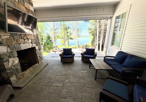 New Maine Private Lake House