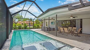 Piscine couverte, piscine chauffée