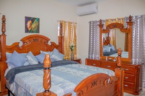 3 bedrooms, WiFi, bed sheets