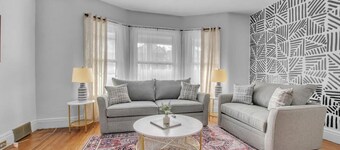 Elmwood Village Victorian Delight for All!