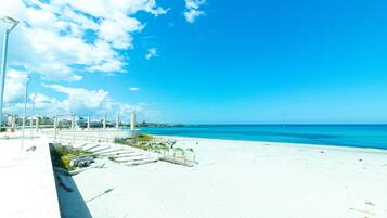 Beach bar