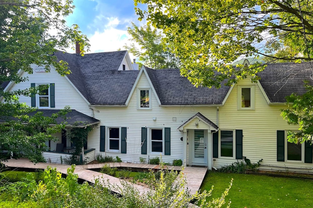 The Lynx - Newly renovated cottage in North Hatley