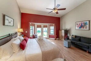 3 bedrooms, desk, iron/ironing board, travel crib