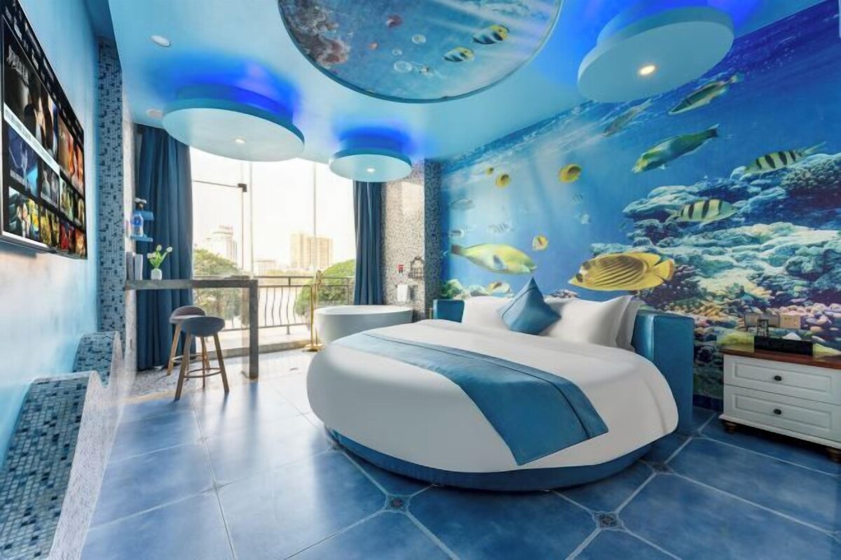 Floor-to-Ceiling Sea-View - Blue Dream Double Bed Room
