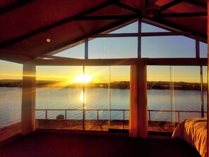 Panoramic Studio Suite | Individually decorated, individually furnished, bed sheets - MeyTic Titicaca Lodge  (Puno)
