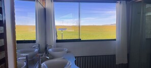 Panoramic Studio Suite | Bathroom | Toilet paper - MeyTic Titicaca Lodge  (Puno)