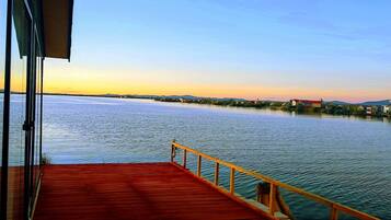 Panoramic Studio Suite | Terrace/patio