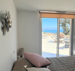 3 bedrooms, iron/ironing board, travel cot, WiFi