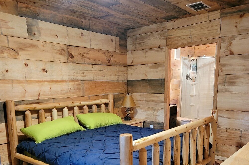 If you want to get away from a busy life this mountain cabin is the place!