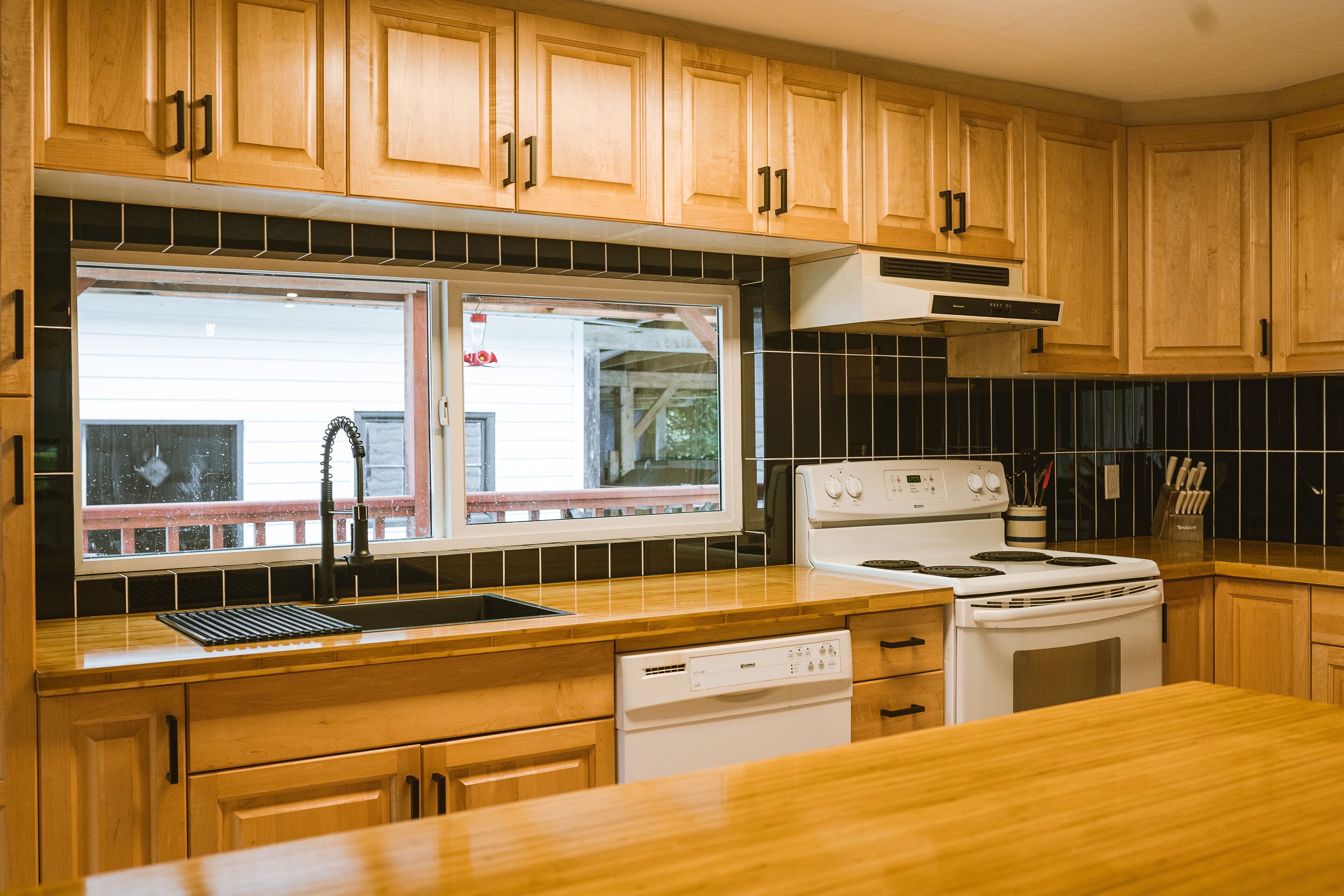 Pointless Break - Renfrew Getaway House - 7320 Pacheena Rd