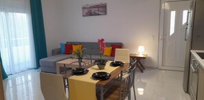 House | Dining