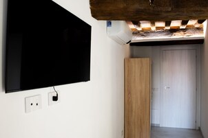 Comfort Room | Premium bedding, free WiFi