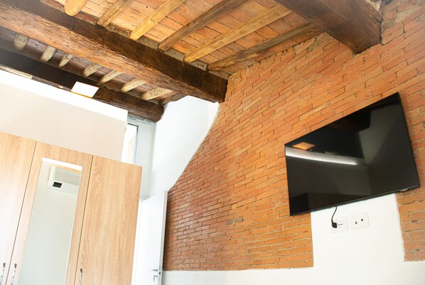 Comfort Room - Room Rent Morrona (Terricciola)