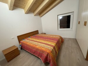 2 Schlafzimmer, Bettwäsche