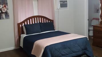 2 habitaciones, tabla de planchar con plancha, wifi y ropa de cama